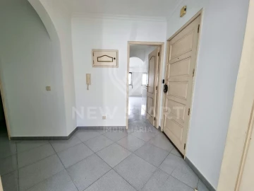 Apartamento T3 para Venda em Olhão