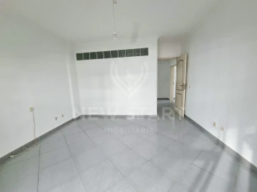 Apartamento T3 para Venda em Olhão