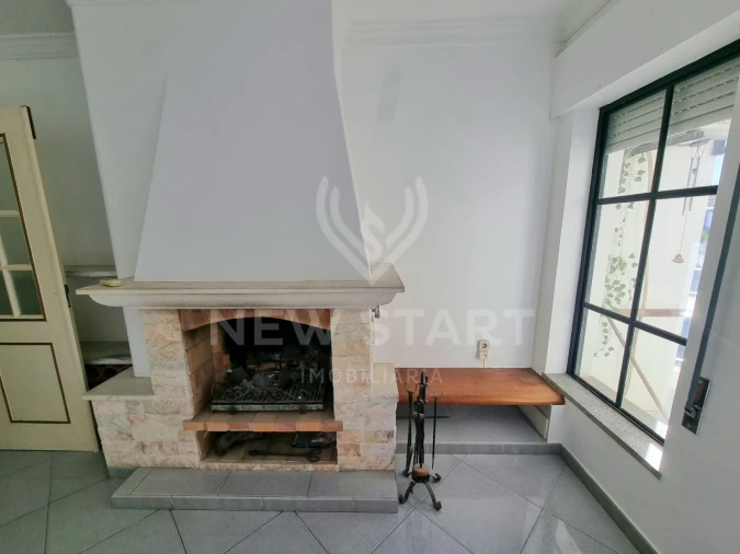 Apartamento T3 para Venda em Olhão Foto 5
