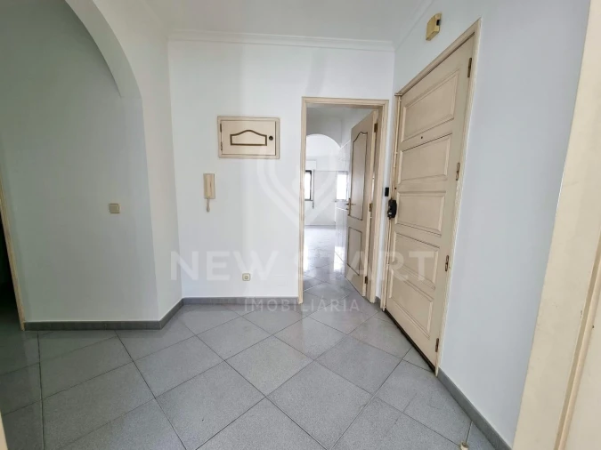 Apartamento T3 para Venda em Olhão Foto 8