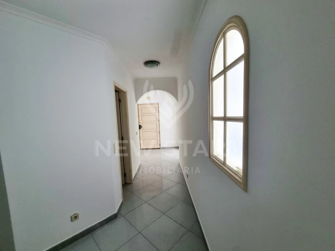 Apartamento T3 para Venda em Olhão Foto 18