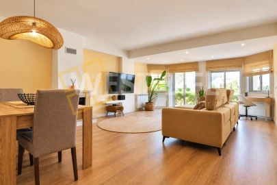 Apartamento T2 para Venda em A dos Cunhados e Maceira