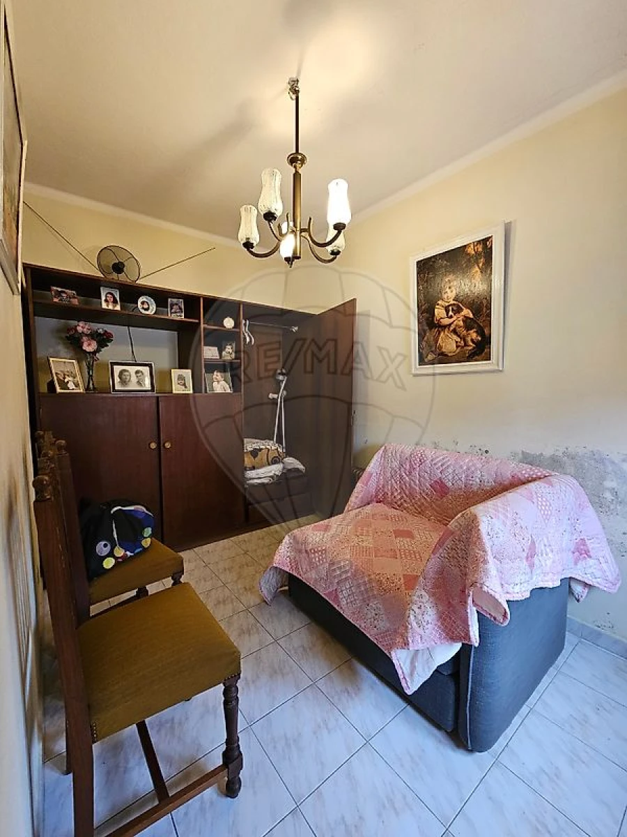 Moradia T5 para Venda em São Domingos de Rana Foto 2