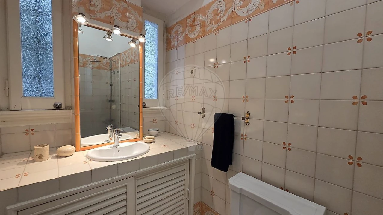 Apartamento T4 para Venda em Areeiro Foto 8