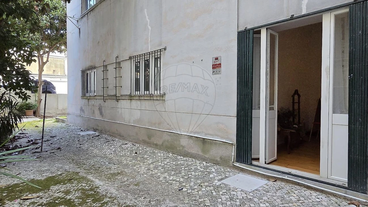 Apartamento T4 para Venda em Areeiro Foto 15
