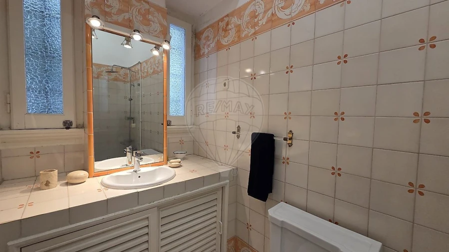 Apartamento T4 para Venda em Areeiro Foto 8