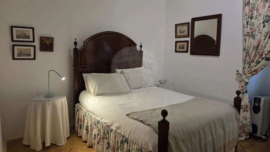 Apartamento T4 para Venda em Areeiro Foto 6