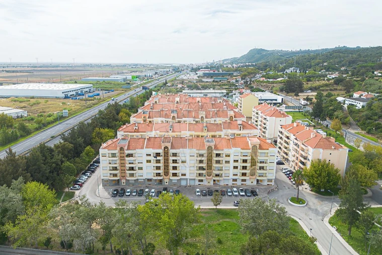 Apartamento T3 para Venda em Castanheira do Ribatejo e Cachoeiras Foto 17