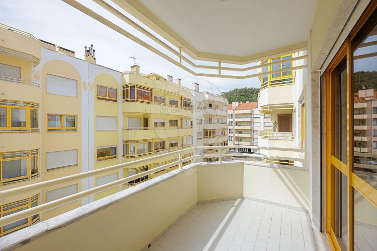 Apartamento T3 para Venda em Castanheira do Ribatejo e Cachoeiras Foto 12