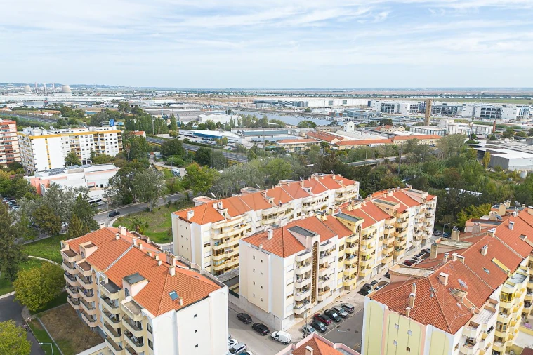 Apartamento T3 para Venda em Castanheira do Ribatejo e Cachoeiras Foto 18