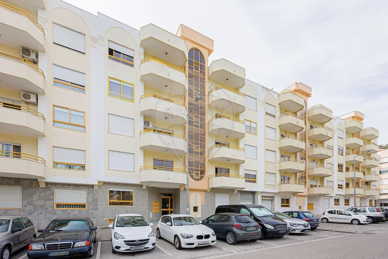 Apartamento T3 para Venda em Castanheira do Ribatejo e Cachoeiras Foto 19