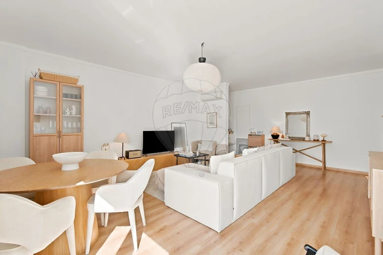 Apartamento T1 para Venda em Caparica e Trafaria Foto 7