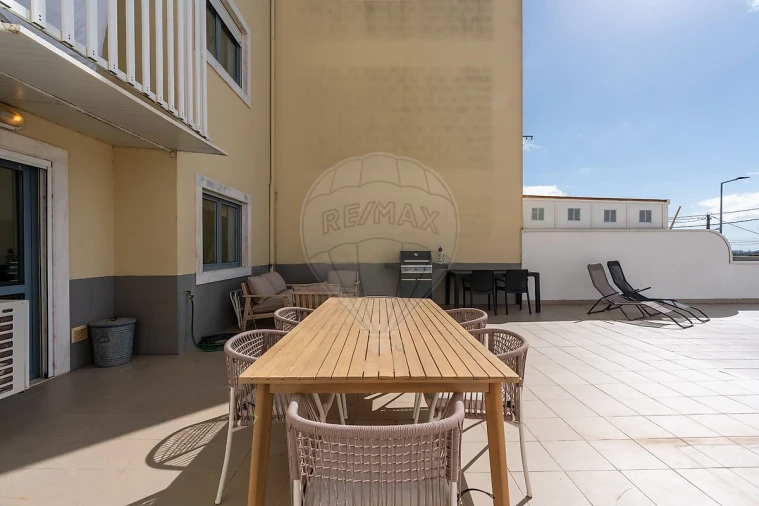 Apartamento T1 para Venda em Caparica e Trafaria Foto 16