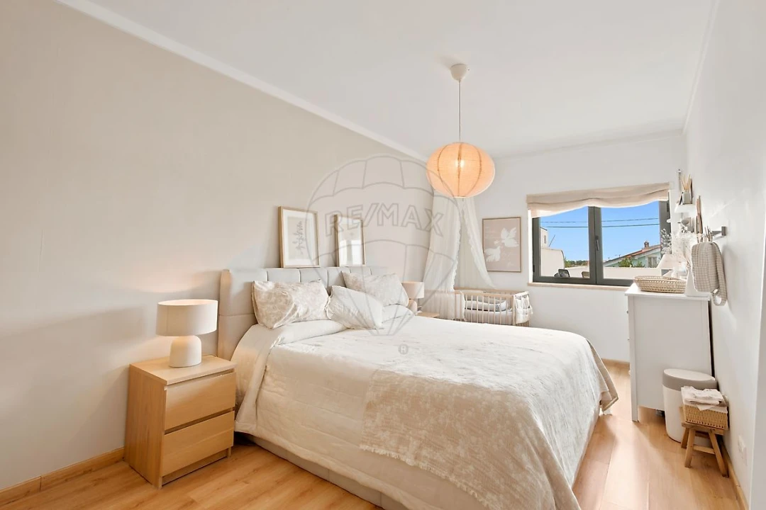 Apartamento T1 para Venda em Caparica e Trafaria Foto 20