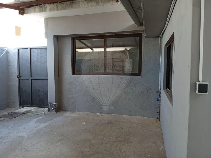 Moradia T1 para Arrendamento em Canidelo Foto 9