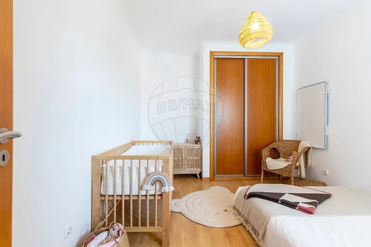 Moradia T2 para Venda em São Pedro da Cadeira Foto 22