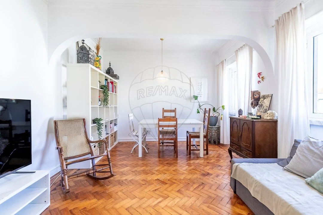 Apartamento T2 para Venda em Venteira Foto 4