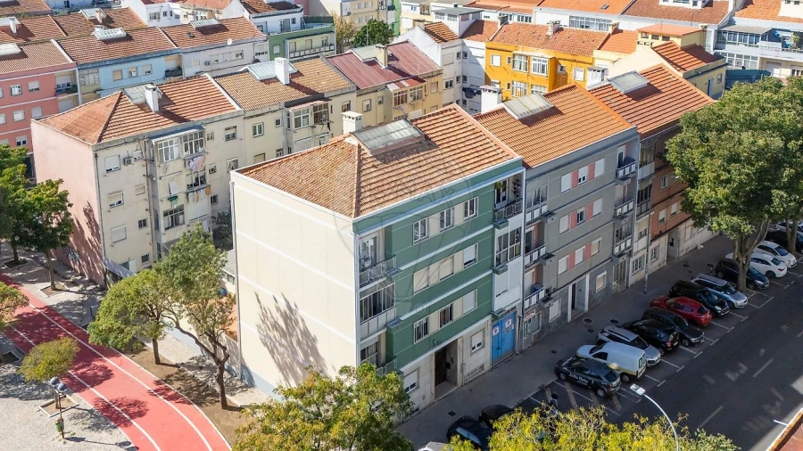 Apartamento T2 para Venda em Venteira Foto 20