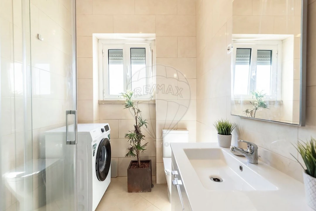 Apartamento T2 para Venda em Venteira Foto 10