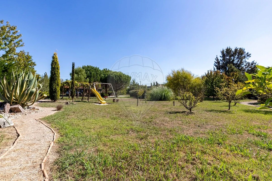 Terreno para Venda em Ramalhal Foto 4