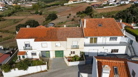 Moradia T4 para Venda em Vimeiro