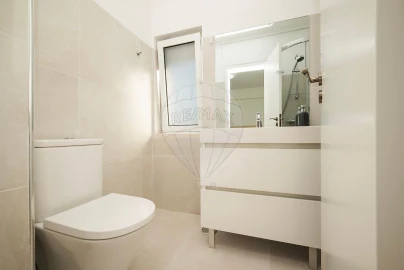 Apartamento T3 para Venda em Póvoa de Santa Iria e Forte da Casa
