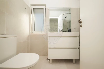 Apartamento T3 para Venda em Póvoa de Santa Iria e Forte da Casa