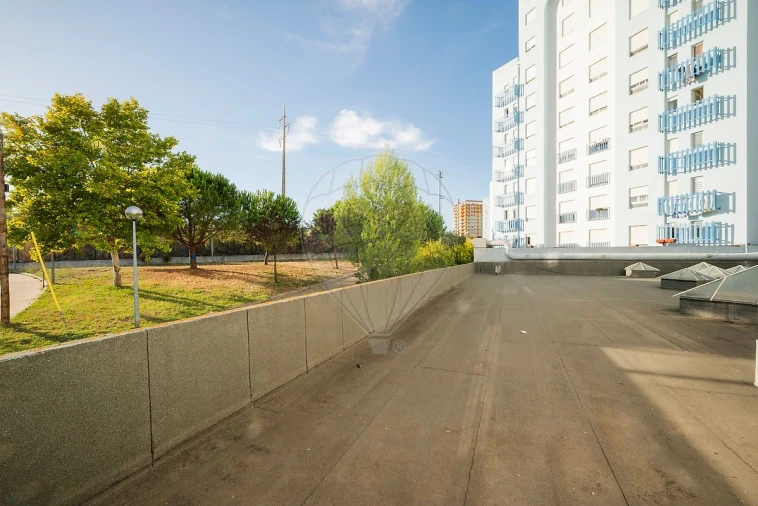 Apartamento T3 para Venda em Póvoa de Santa Iria e Forte da Casa Foto 26