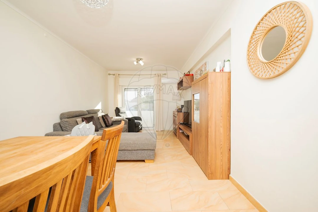 Apartamento T3 para Venda em Póvoa de Santa Iria e Forte da Casa Foto 3