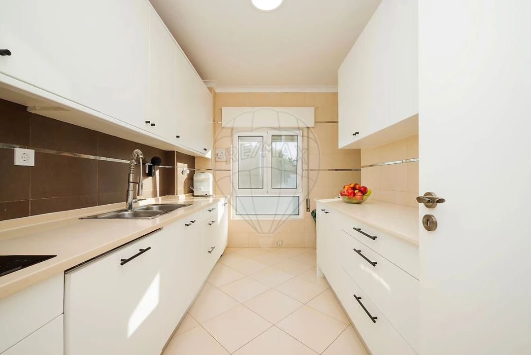 Apartamento T3 para Venda em Póvoa de Santa Iria e Forte da Casa Foto 22