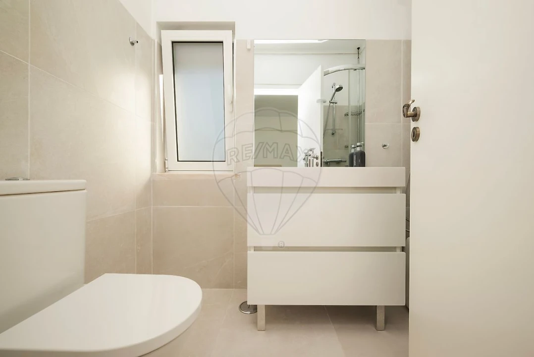 Apartamento T3 para Venda em Póvoa de Santa Iria e Forte da Casa Foto 12