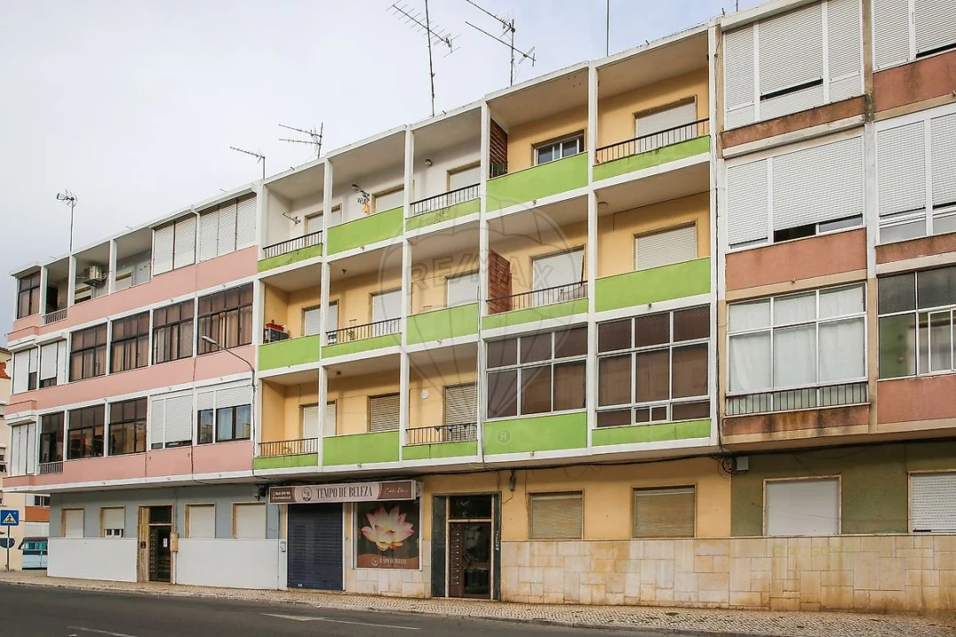 Apartamento T2 para Venda em Alverca do Ribatejo e Sobralinho Foto 18