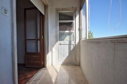 Apartamento T3 para Venda em Santa Iria de Azoia, São João da Talha e Bobadela