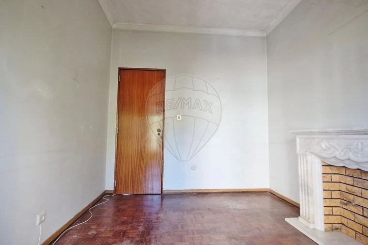Apartamento T3 para Venda em Santa Iria de Azoia, São João da Talha e Bobadela Foto 3