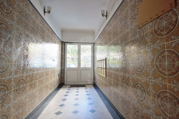 Apartamento T3 para Venda em Santa Iria de Azoia, São João da Talha e Bobadela Foto 17
