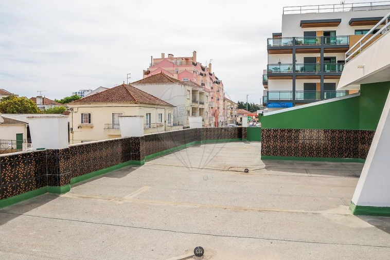 Apartamento T3 para Venda em Carregado e Cadafais Foto 37