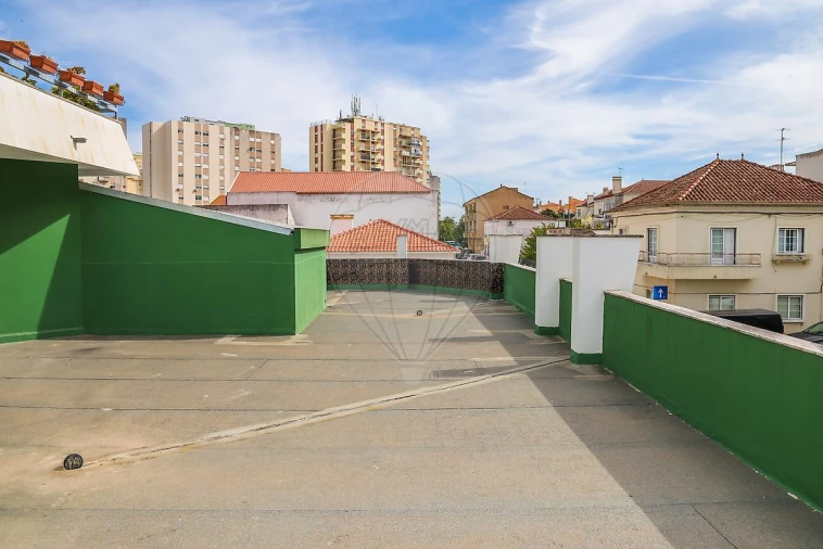 Apartamento T3 para Venda em Carregado e Cadafais Foto 29