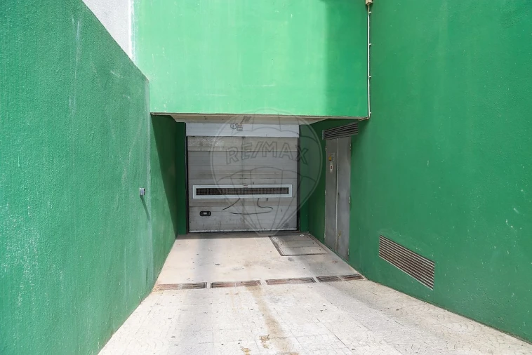 Apartamento T3 para Venda em Carregado e Cadafais Foto 42