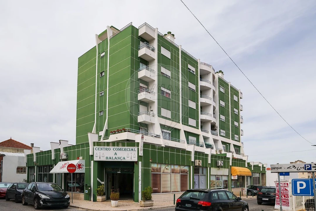 Apartamento T3 para Venda em Carregado e Cadafais Foto 39