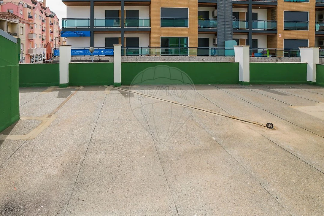 Apartamento T3 para Venda em Carregado e Cadafais Foto 32