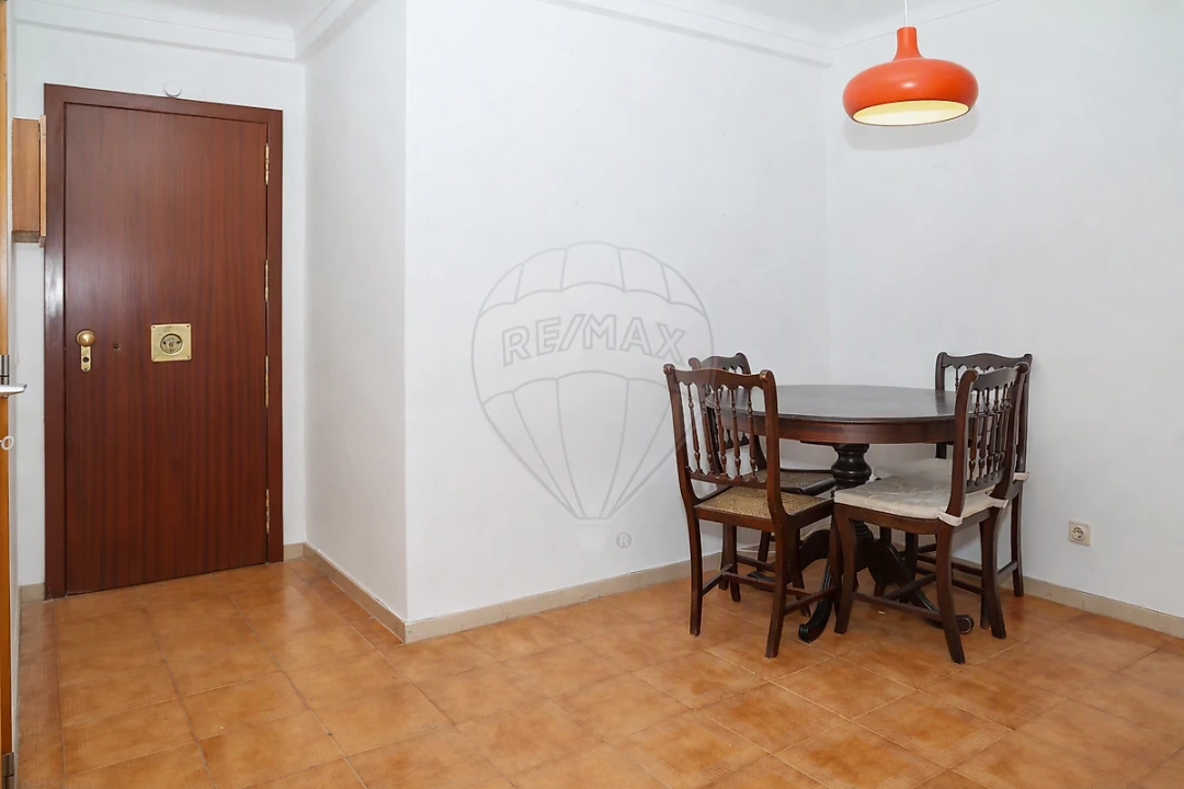 Apartamento T3 para Venda em Castanheira do Ribatejo e Cachoeiras Foto 8