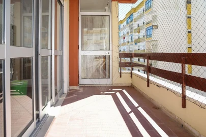 Apartamento T3 para Venda em Castanheira do Ribatejo e Cachoeiras