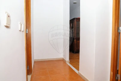 Apartamento T3 para Venda em Castanheira do Ribatejo e Cachoeiras