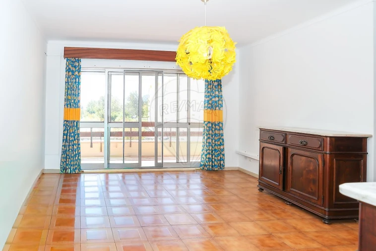 Apartamento T3 para Venda em Castanheira do Ribatejo e Cachoeiras Foto 9