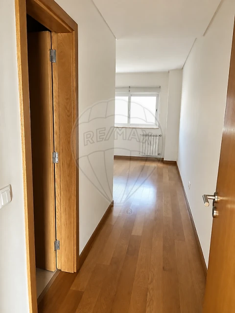 Apartamento T2 para Venda em Glória e Vera Cruz