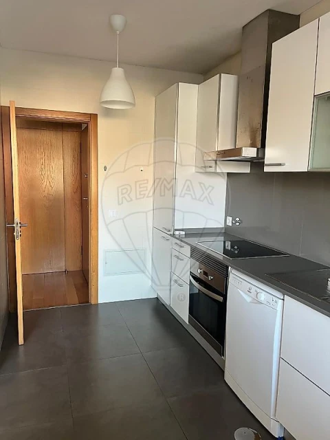 Apartamento T2 para Venda em Glória e Vera Cruz