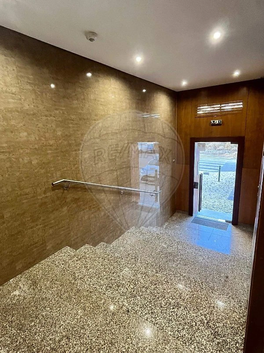 Apartamento T2 para Venda em Glória e Vera Cruz Foto 2