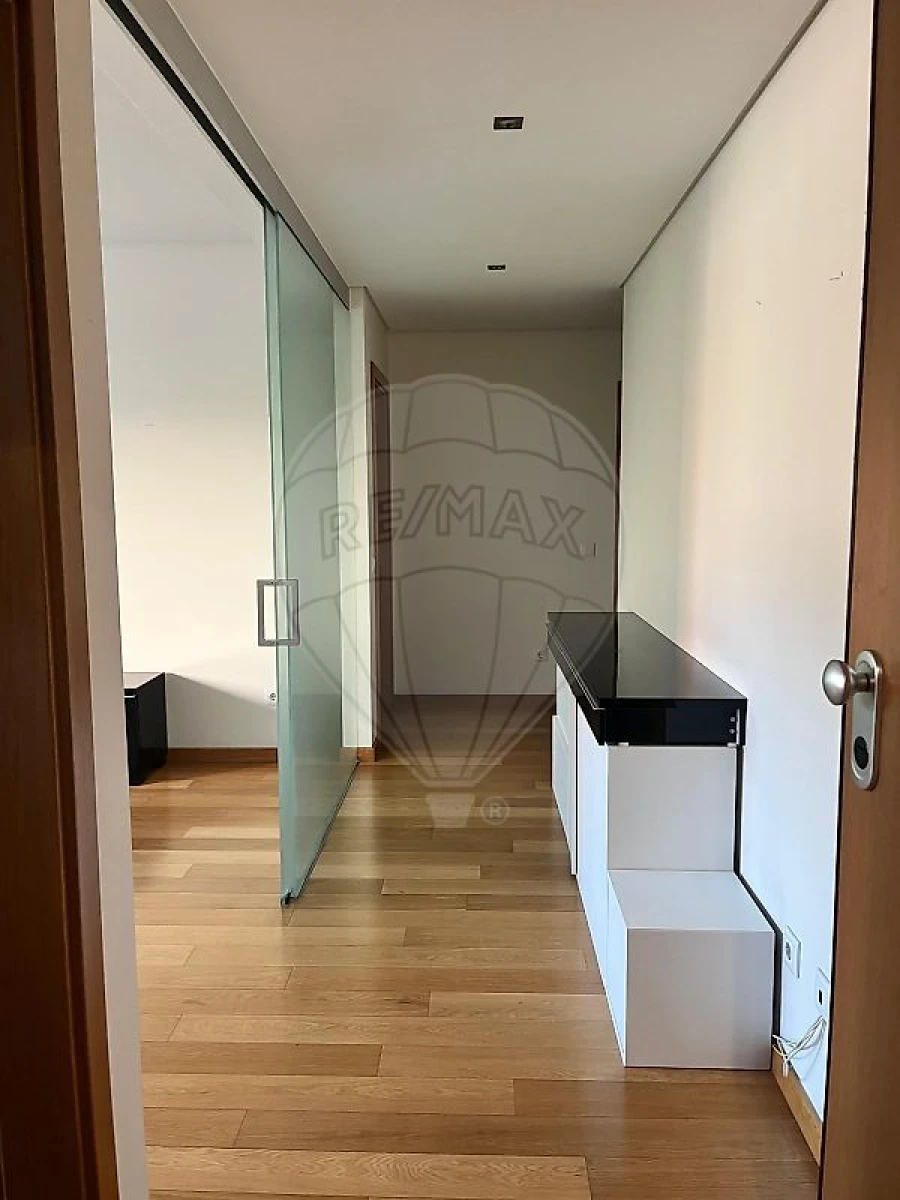 Apartamento T2 para Venda em Glória e Vera Cruz Foto 4