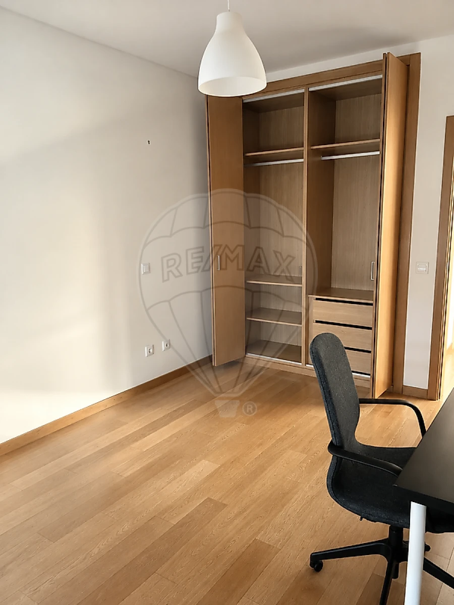 Apartamento T2 para Venda em Glória e Vera Cruz Foto 12