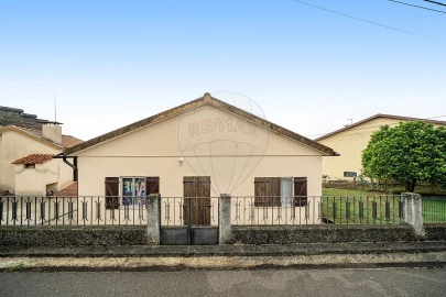 Moradia T3 para Venda em Macinhata do Vouga